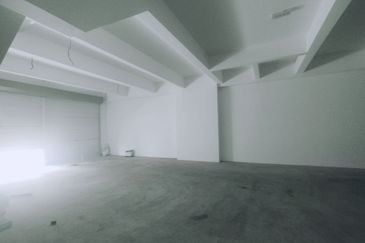 Intermediate Ground Floor Shoplots at Alam Sanjung Section 22 Shah Alam for rent