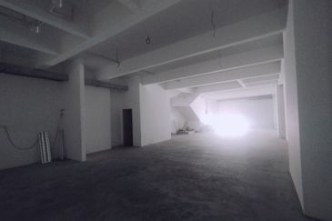 Intermediate Ground Floor Shoplots at Alam Sanjung Section 22 Shah Alam for rent