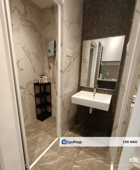 Female room available for rent with Free Wifi at The Grand Ss15, Selangor, Subang Jaya