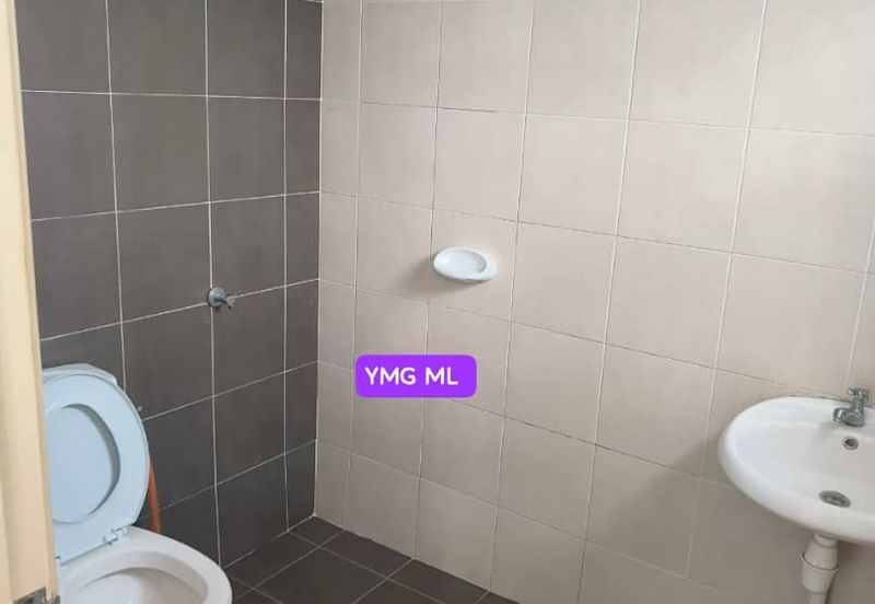 De Bayu Apartment @ Setia Alam