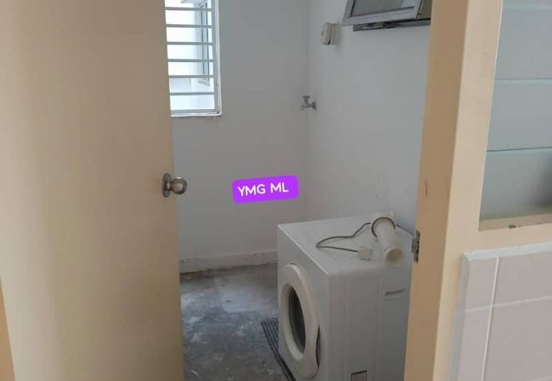 De Bayu Apartment @ Setia Alam