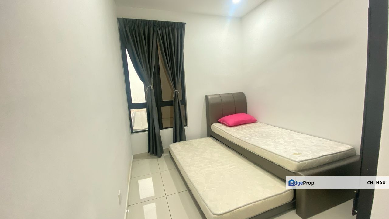 Kenwingston Skylofts male room near BRT for rent, Selangor, Subang Jaya