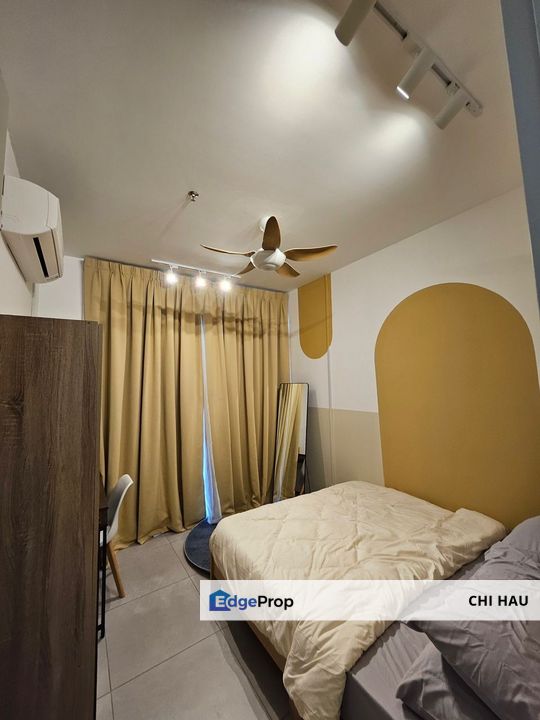 YOLO Bandar Sunway male unit room for rent nearby BRT, Selangor, Petaling Jaya
