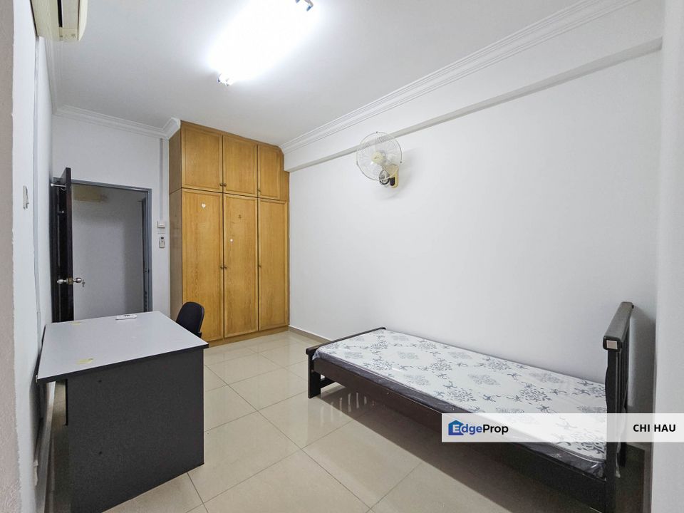 Indah Villa female balcony room free wifi & water near Sunway & Monash, Selangor, Bandar Sunway