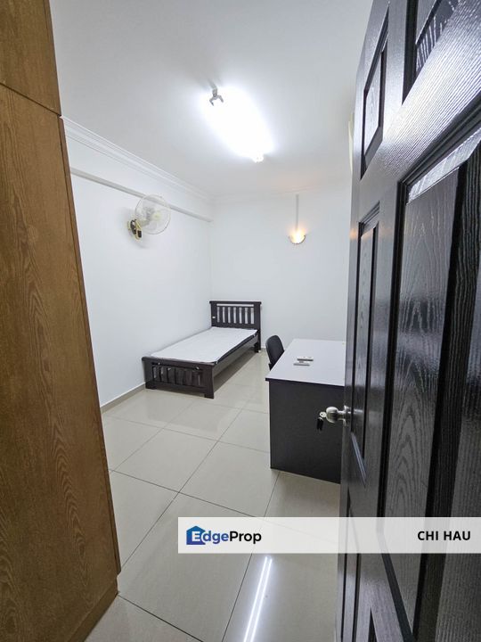 Indah Villa female balcony room free wifi & water near Sunway & Monash, Selangor, Bandar Sunway