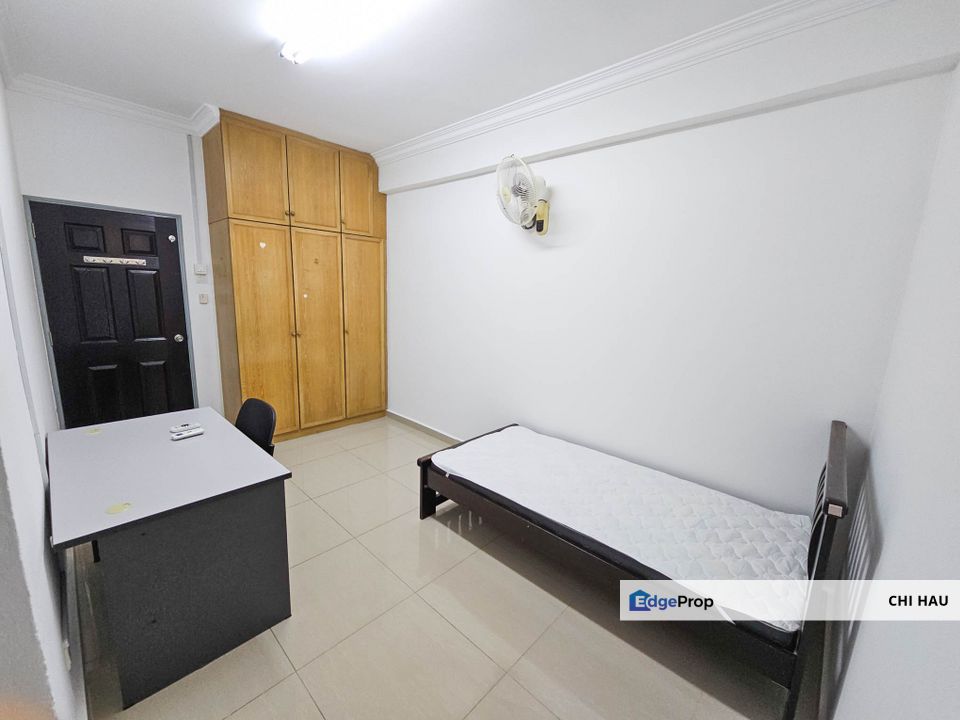 Indah Villa female balcony room free wifi & water near Sunway & Monash, Selangor, Bandar Sunway