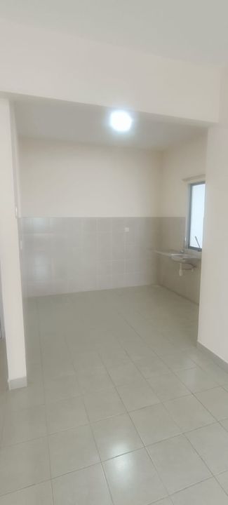 Seruling Apartment with Balcony at Bandar Bukit Raja for RENT!!, Selangor, Klang