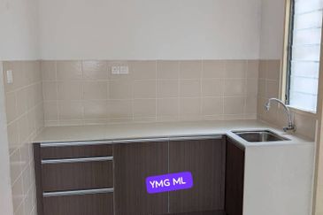 De Bayu Apartment @ Setia Alam