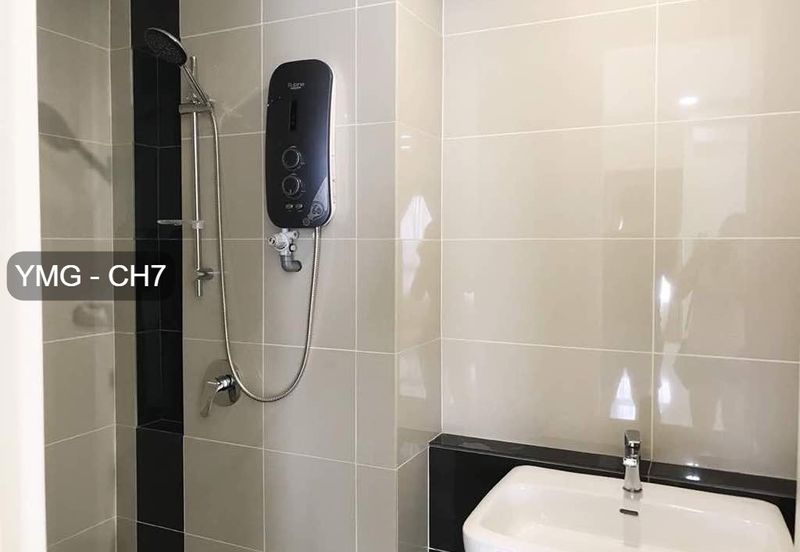 Pandora @ Tropicana Metropark