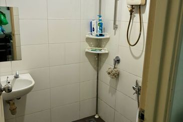 Vista Alam Serviced Apartment