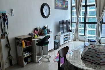 Vista Alam Serviced Apartment