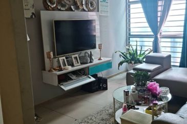 Vista Alam Serviced Apartment