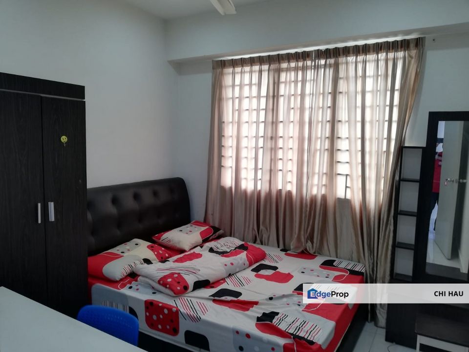 Main Place Residence @ USJ (3 Bedrooms 2 Bathrooms) for Sale (Car Park available), Selangor, USJ