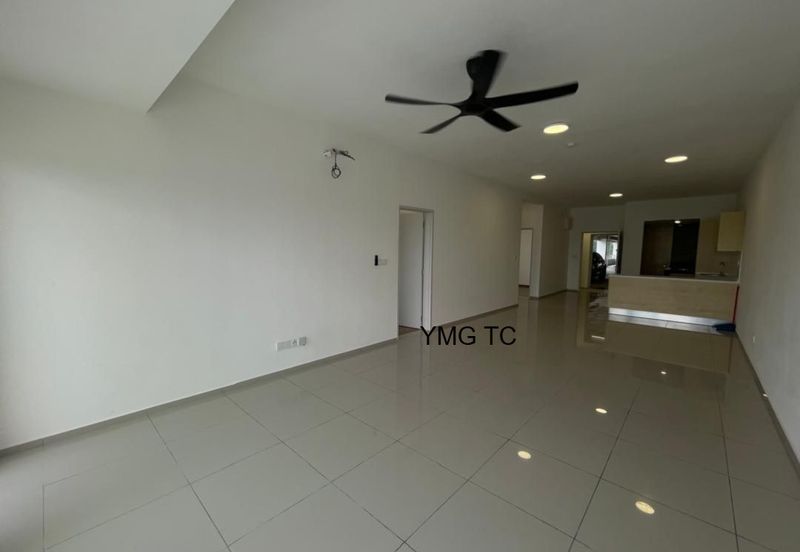 The Tresor @ Gravit 8 *