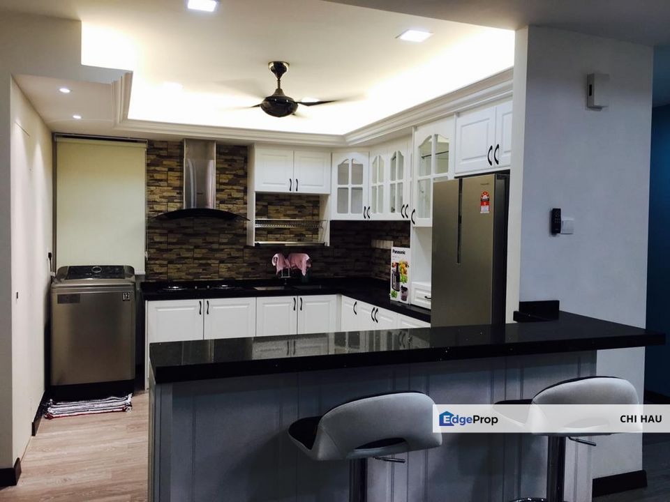 Full Furnished and Renovated 3 Bedrooms 2 Bathrooms Residensi Alami for Sale, Selangor, Shah Alam