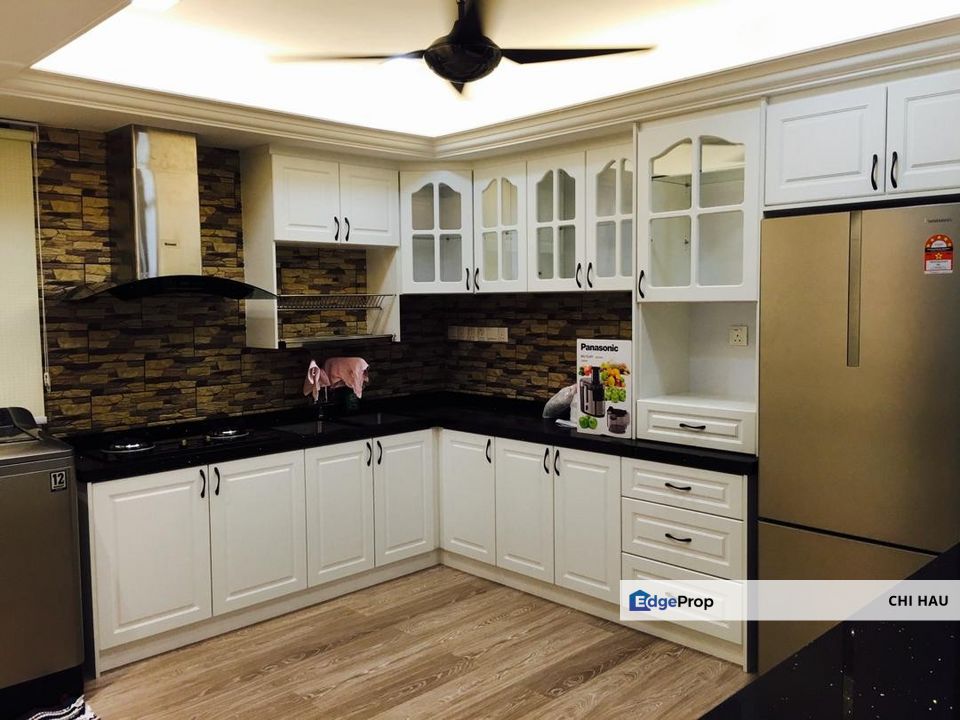 Full Furnished and Renovated 3 Bedrooms 2 Bathrooms Residensi Alami for Sale, Selangor, Shah Alam