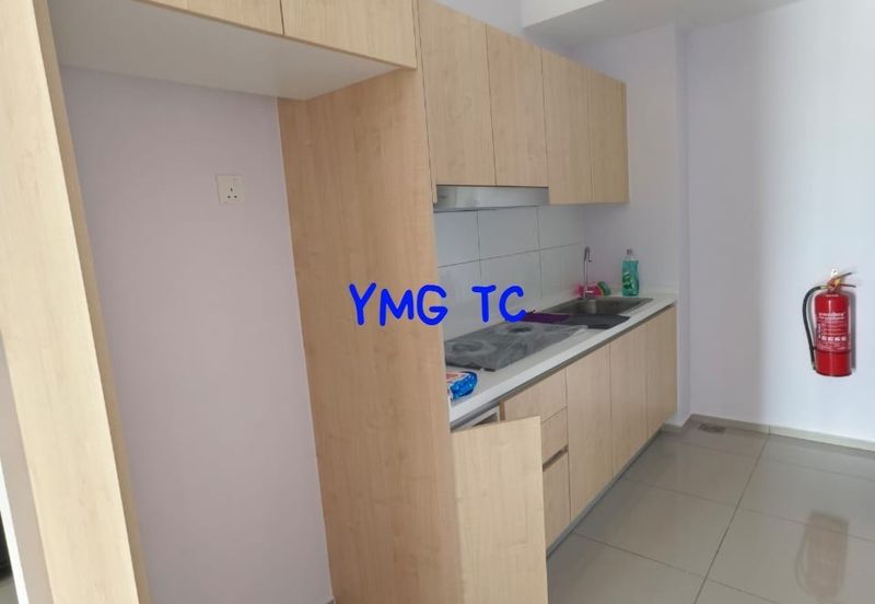 The Tresor @ Gravit 8 *