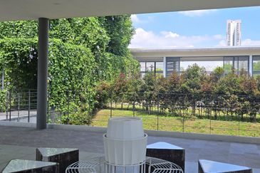 Cristal Serin Residence