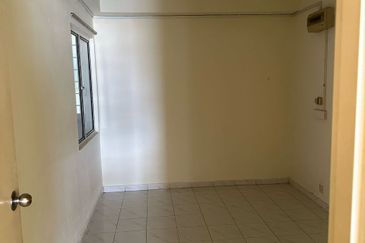 Well Maintained & Low Density Pandan Ville Condominium, Kuala Lumpur