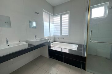 FOR RENT Semi Detached Home (RM0.99sqft), Laman Vista Alam, Jalan Astaka 3B/KU2, 41050 Bandar Bukit Raja, Klang 