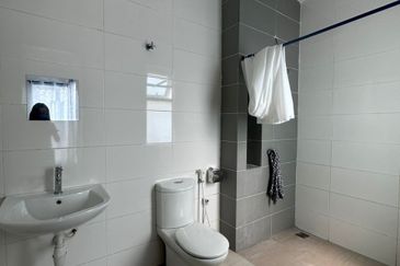 FOR RENT Semi Detached Home (RM0.99sqft), Laman Vista Alam, Jalan Astaka 3B/KU2, 41050 Bandar Bukit Raja, Klang 