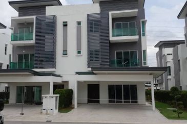 FOR RENT Semi Detached Home (RM0.99sqft), Laman Vista Alam, Jalan Astaka 3B/KU2, 41050 Bandar Bukit Raja, Klang 