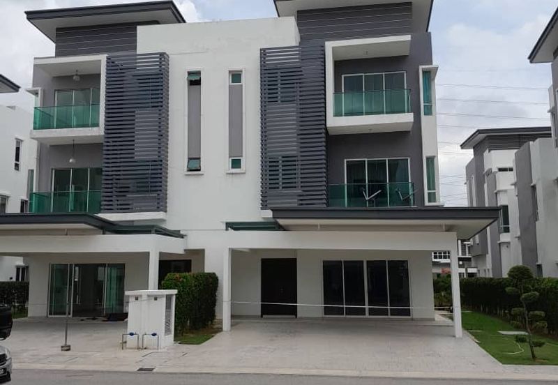 FOR RENT Semi Detached Home (RM0.99sqft), Laman Vista Alam, Jalan Astaka 3B/KU2, 41050 Bandar Bukit Raja, Klang 