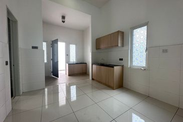 FOR RENT Semi Detached Home (RM0.99sqft), Laman Vista Alam, Jalan Astaka 3B/KU2, 41050 Bandar Bukit Raja, Klang 