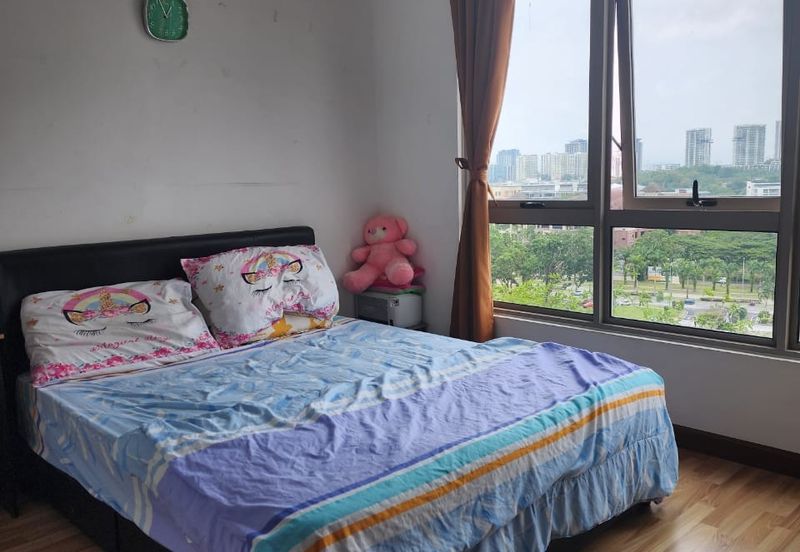 Shaftsbury Residence