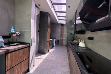 Jacaranda Garden Residence