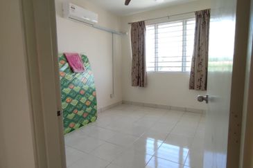 Villa Residence @ Goodview Heights