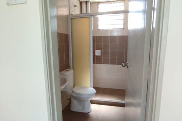 Villa Residence @ Goodview Heights