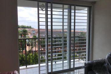 Villa Residence @ Goodview Heights