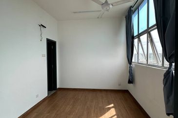 PR1MA Lakefront Homes