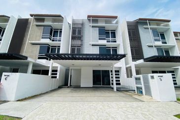 Duta Villa, Presint 14