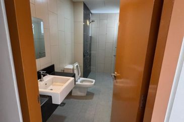 Vina Versatile Homes