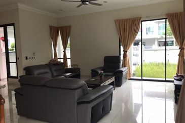 77 Link Bungalow, Semi-Detached House properties for rent in ...
