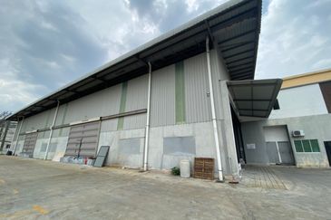 2.5 Acres Freehold Detached Factory For Sale at Nilai, RM260/sqft only, can move in immediately