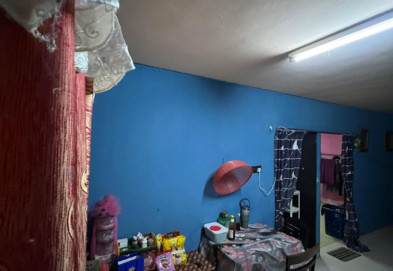 Rumah Pangsa Seri Pauh