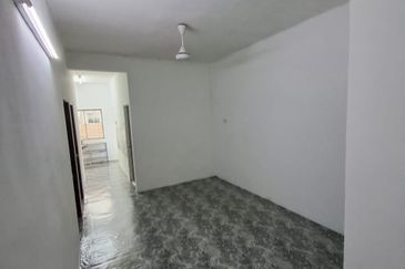 Taman Juru Flat