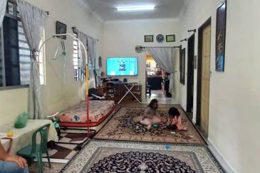 RUMAH BUNGALOW UNTUK DIJUAL, MUKIM KARANGAN