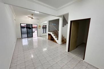 DOUBLE STOREY TERRACE 