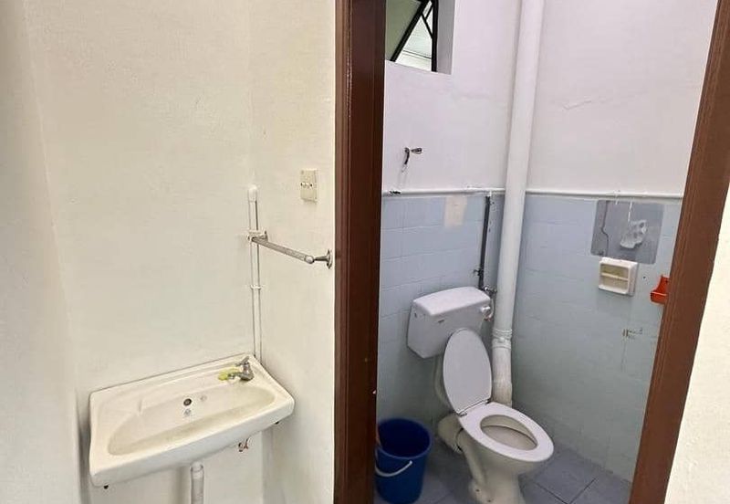 DOUBLE STOREY TERRACE 