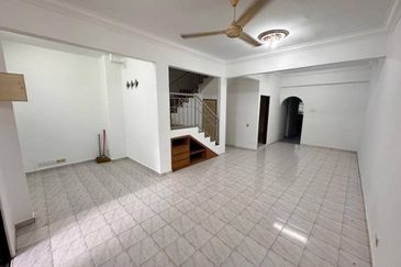 DOUBLE STOREY TERRACE