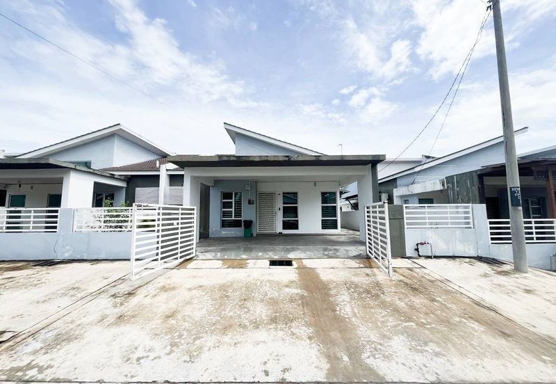 SEMI-D SETINGKAT ROSEVILLE