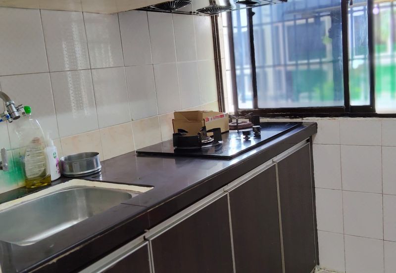 RUMAH FLAT UNTUK DI JUAL