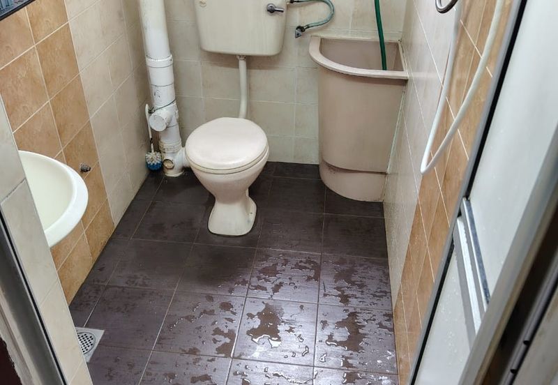 RUMAH FLAT UNTUK DI JUAL