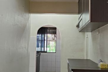 RUMAH FLAT UNTUK DI JUAL