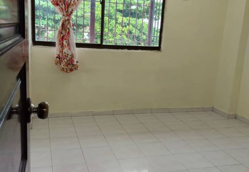 RUMAH FLAT UNTUK DI JUAL