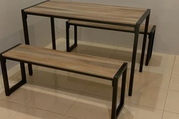 RUMAH TERES SETINGKAT UNTUK DISEWA